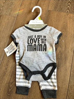 Baby Essentials, Matching Set Gray & White Baby 3M NWT